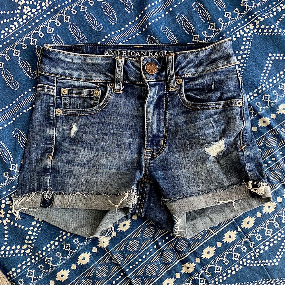 American Eagle - Super Super Stretch Hi-Rise Shortie Denim Shorts